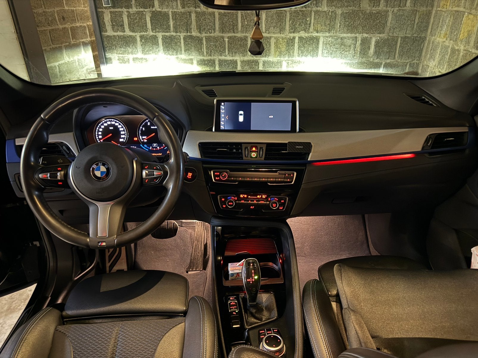 BMW X1 1.5 dA sDrive16d EU6d-TEMP M Sport Full Option, Auto's, Zwart, Leder, Vierwielaandrijving, Particulier