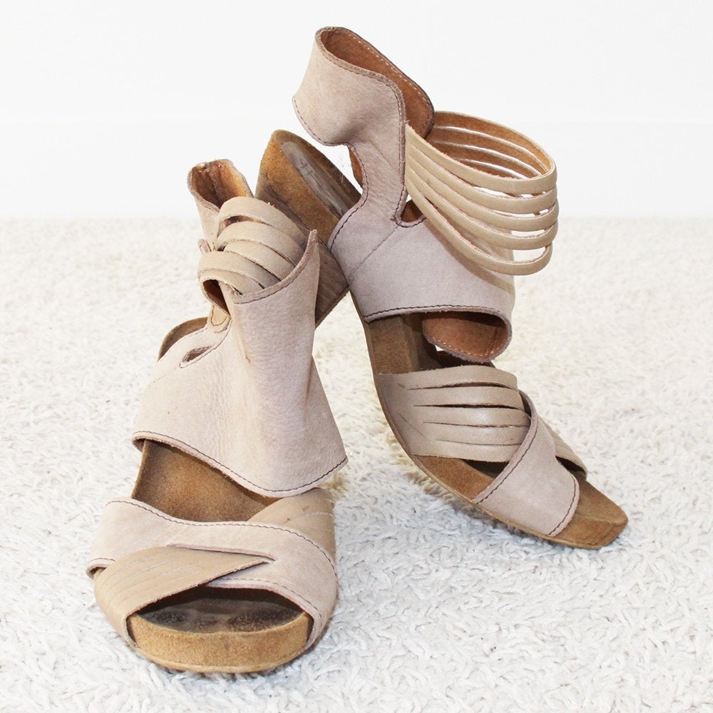 Belles chaussures Via Vai en cuir souple (taille 38) €30, -, Via Vai, Enlèvement ou Envoi, Beige, Comme neuf