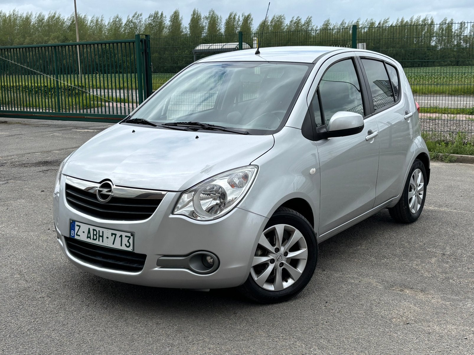 Opel Agila2013 1L essence lez ok Airco 79000km, Auto's, Opel, Euro 5, 50 kW, 996 cc, Bedrijf