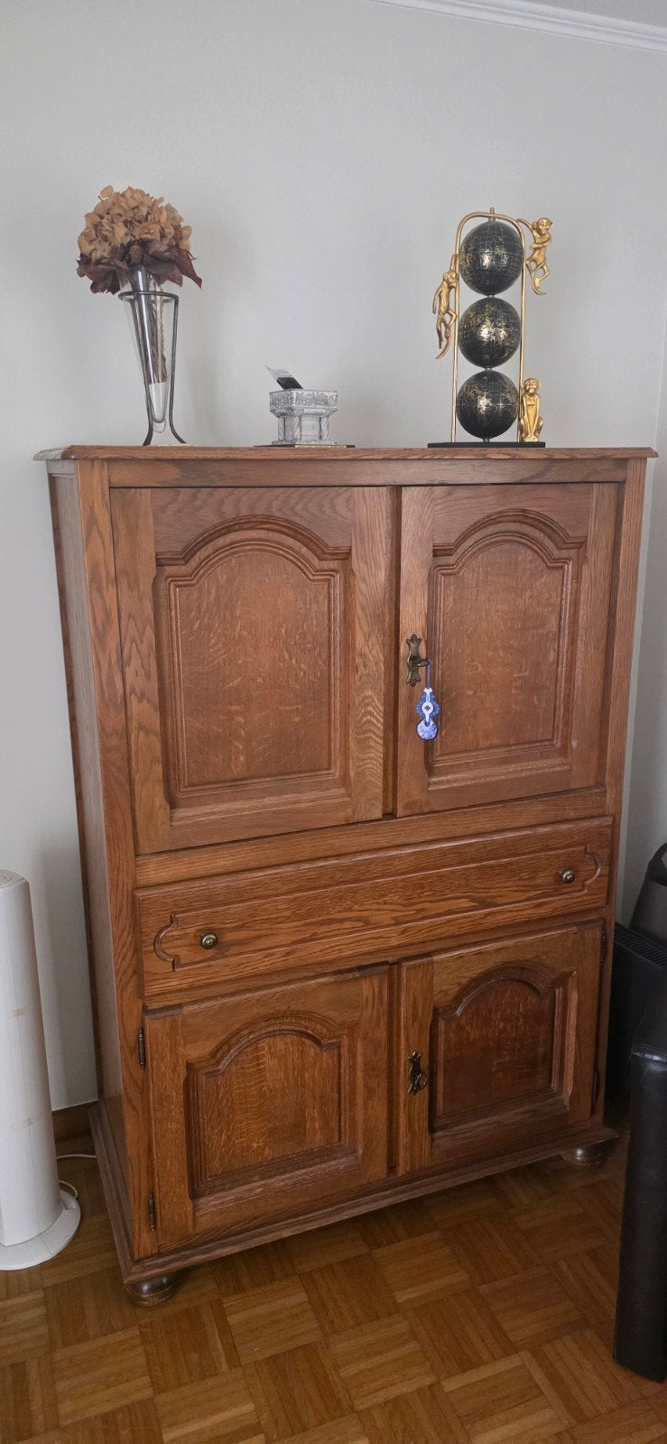 Meuble de rangement classique en chêne/armourette TV (50€), Maison & Meubles, Enlèvement