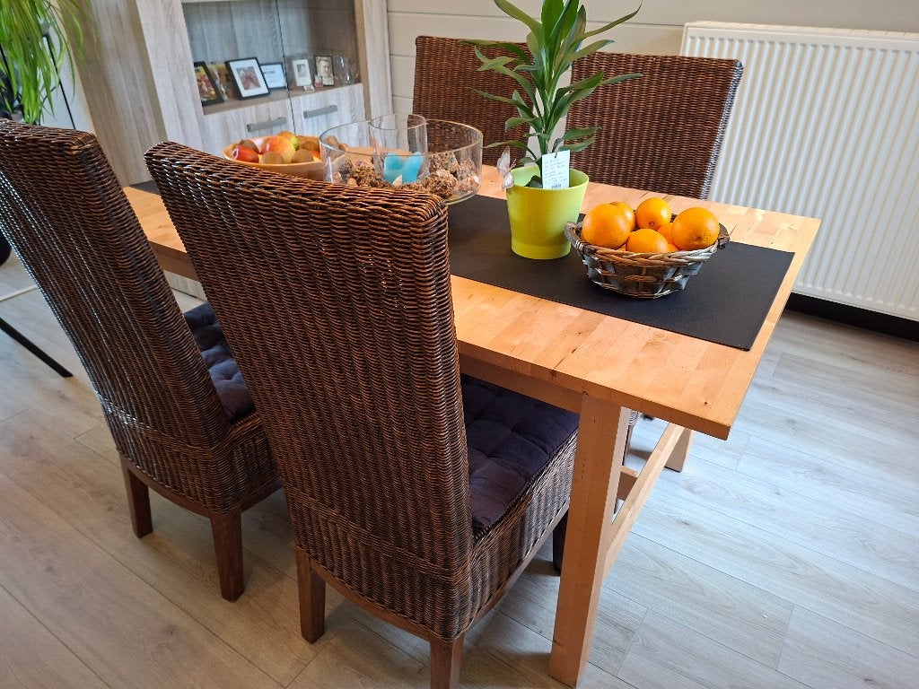 4 stevige eetkamerstoelen rotan, Huis en Inrichting, Stoelen, Ophalen, Bruin, Hout, Zo goed als nieuw