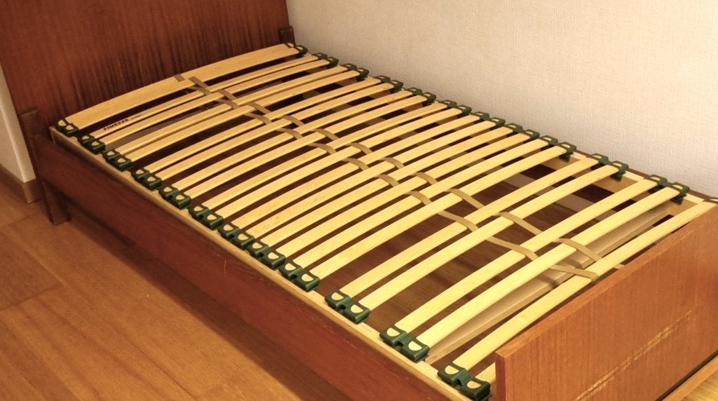 Lattenbodem 1 persoons bed 90cm op 200cm, Maison & Meubles, Chambre à coucher | Lits, 90 cm, Beige, Une personne, Enlèvement