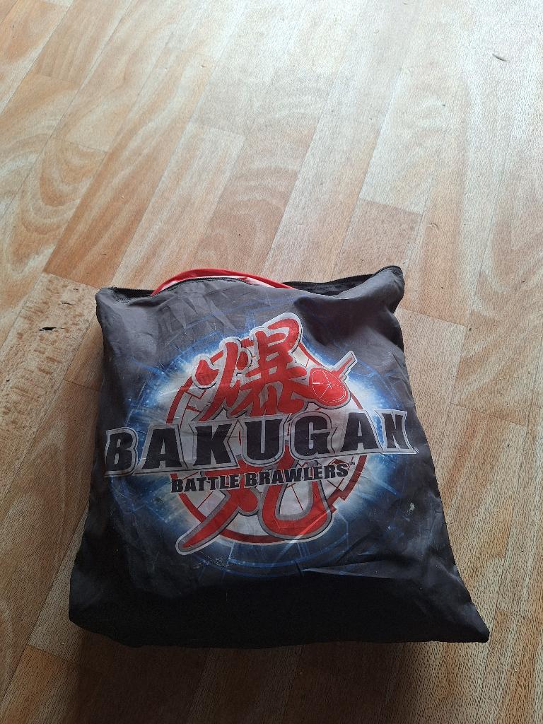 Bakugan, Verzamelen, Ophalen