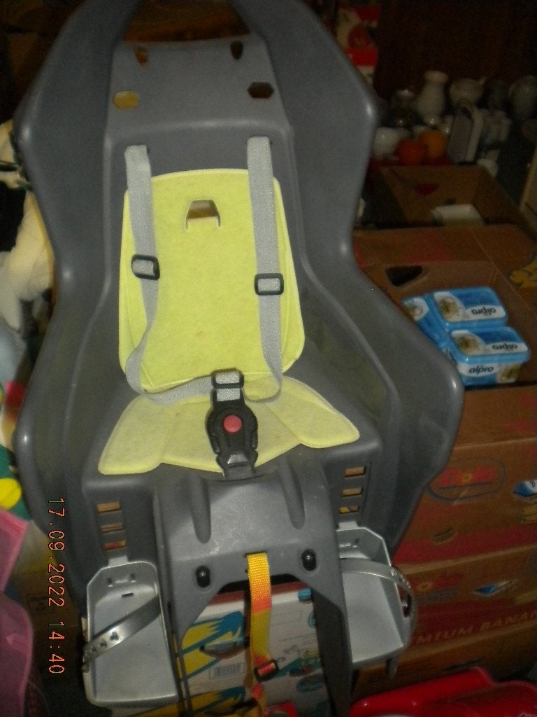 Kinderfietsstoel, Diversen, Ophalen