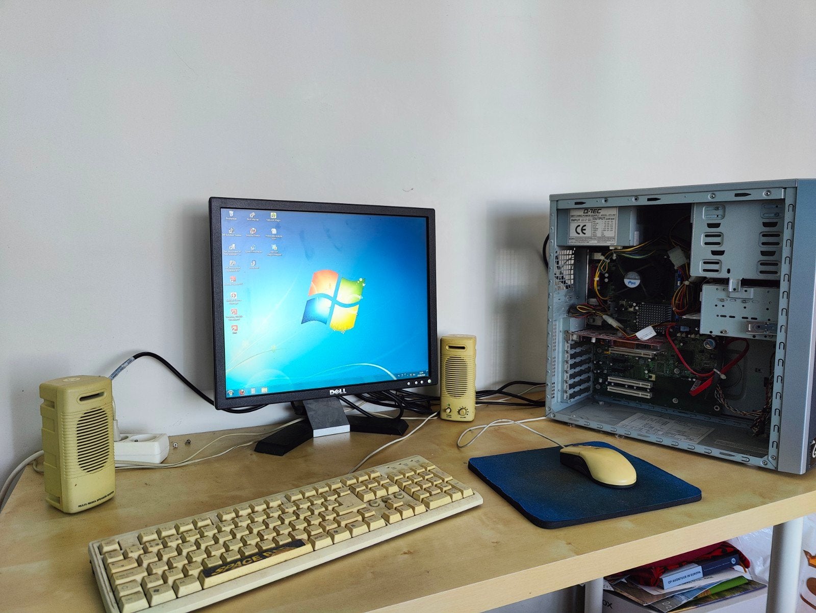 Retro Windows XP / Vintage PC Set, Ophalen, Gebruikt