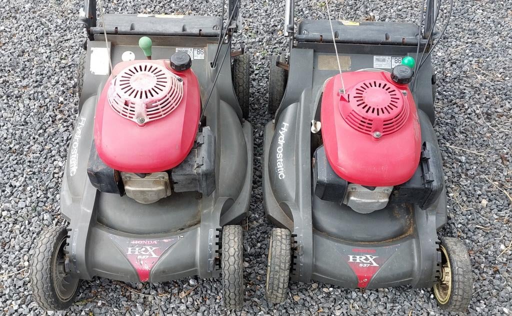 Deux tondeuses hrx537 une entretien fait. L autre pour pièce, Tuin en Terras, Ophalen