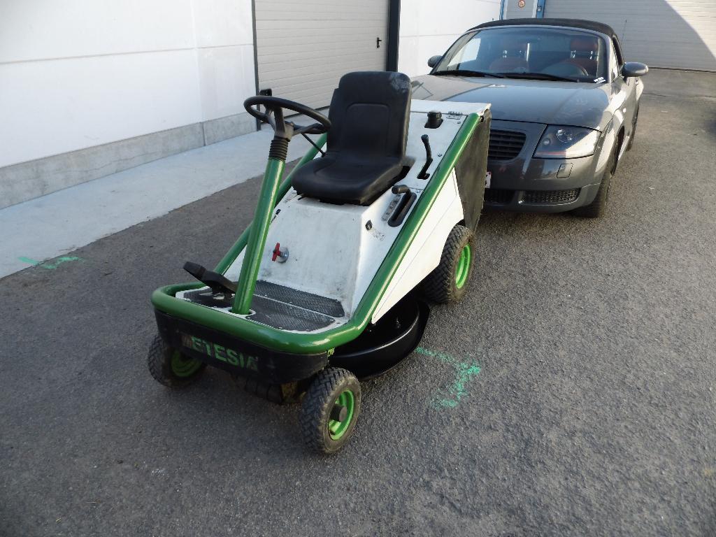 ETESIA hydro 15cv zitmaaier klaar voor gebruik, Gebruikt, Ophalen, Etesia, Minder dan 90 cm