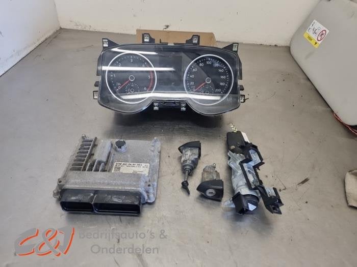Ordinateur gestion moteur d'un Volkswagen Crafter, Volkswagen, -, 3 mois de garantie, Utilisé