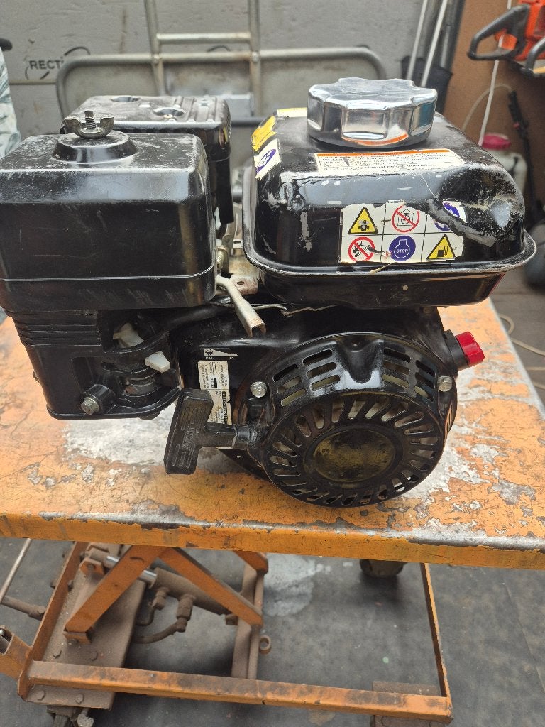 Honda GX120 4.0 PK Benzine Motor, Doe-het-zelf en Bouw, Motoren, Ophalen, Zo goed als nieuw, Benzinemotor
