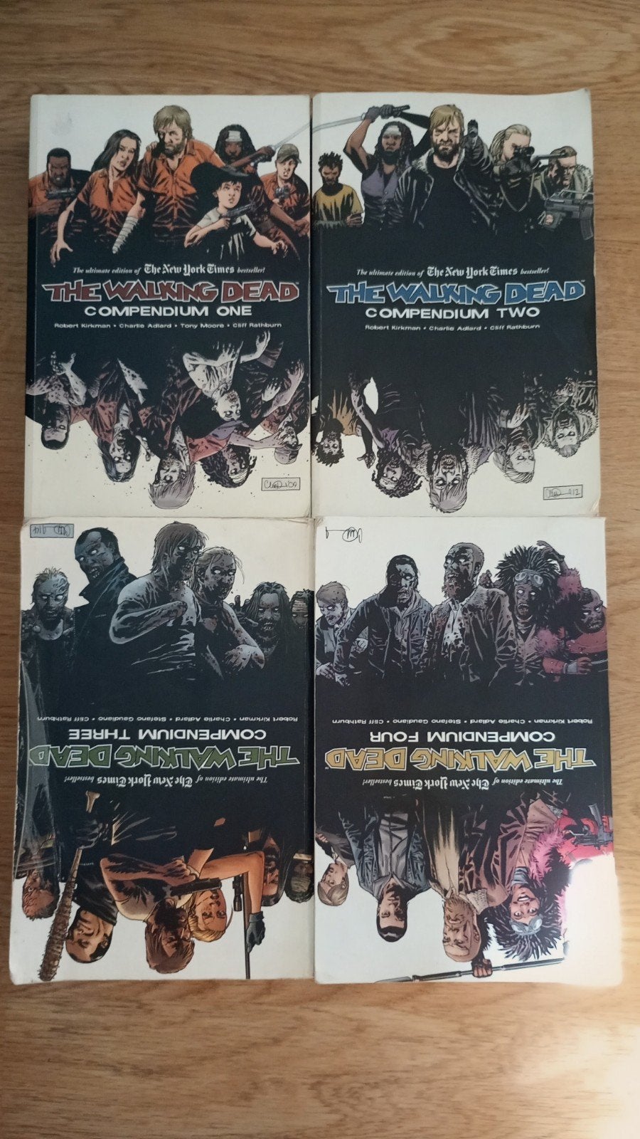 The Walking Dead, Compendium 1-4, Boeken, Ophalen