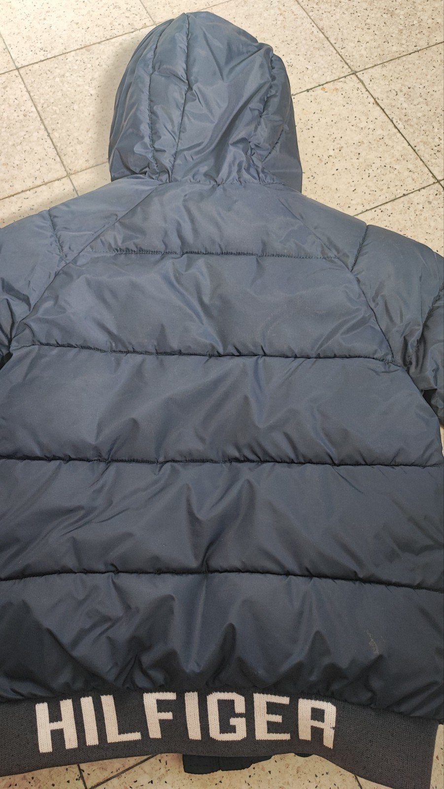 warme jas Tommy Hilfiger maat 140, Jongen of Meisje, Ophalen of Verzenden, Jas, Tommy Hilfiger