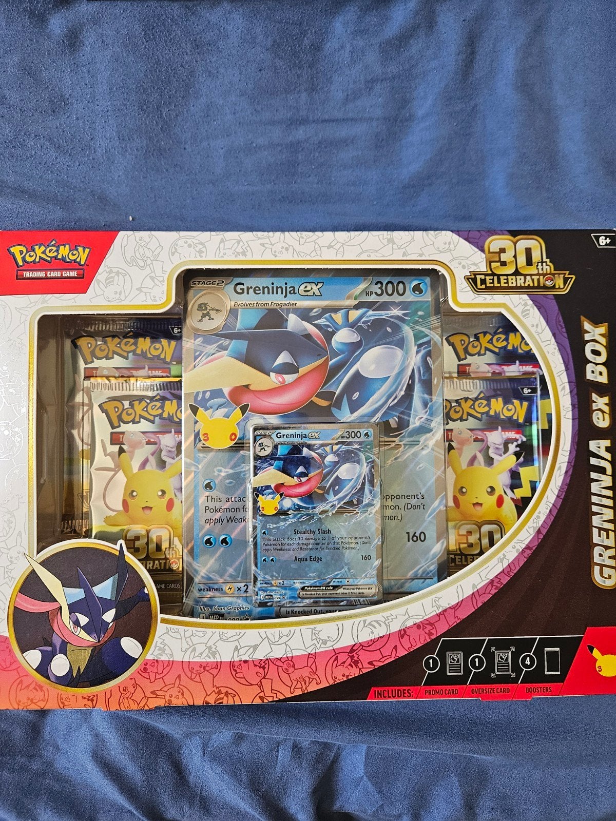 Boîte à greninja pour fêter les 30 ans de Pokémon, Enlèvement ou Envoi, Neuf, Booster box, Foil
