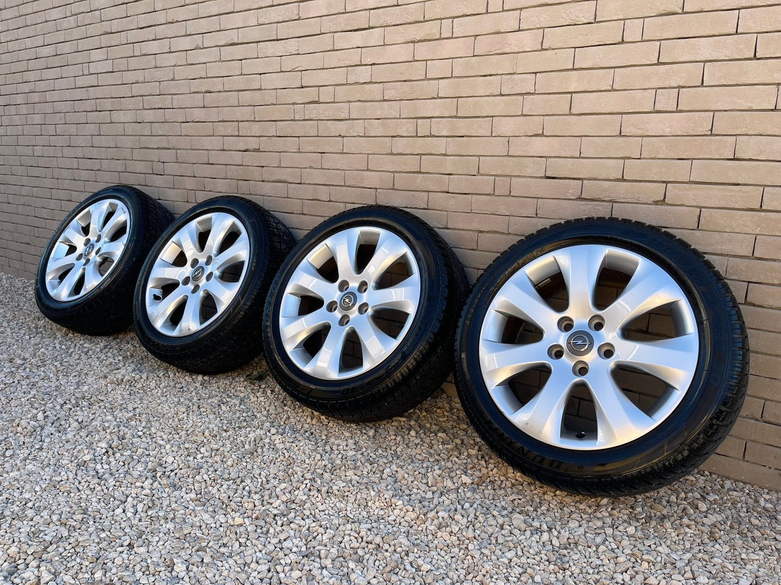 Originele Opel Astra velgen + Dunlop winterbanden 215/50 R17, Auto-onderdelen, Ophalen, 17 inch, Winterbanden, Band(en)