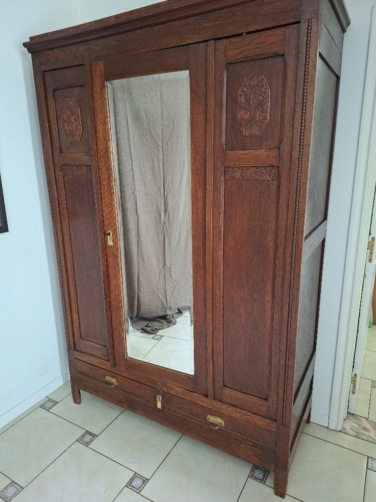 Antieke kast en commode, Ophalen