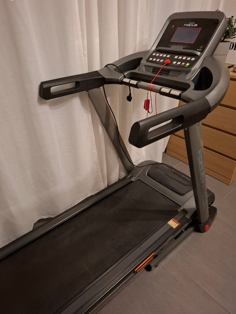 Professionele loopband focus fitness jet 7 iplus nieuwstaat, Sport en Fitness, Ophalen, Nieuw, Benen, Loopband