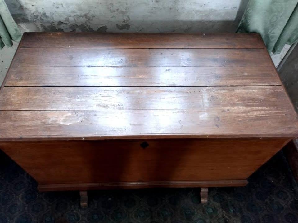 Coffre en bois, Maison & Meubles, Enlèvement, Utilisé