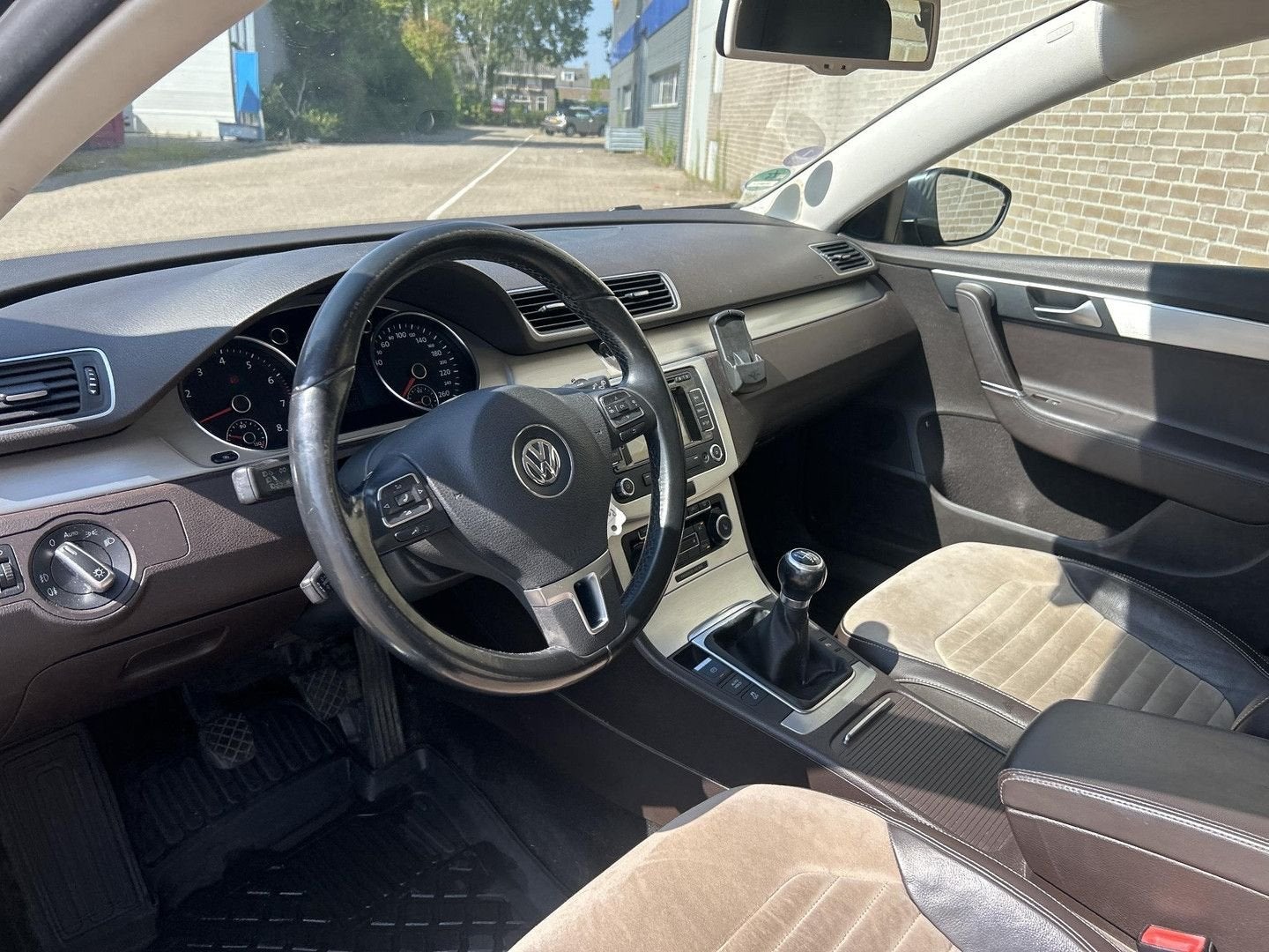 Volkswagen Passat Variant 1.8 TSI Highline | Leder | Climate, Auto's, Volkswagen, Parkeersensor, 160 g/km, Zilver of Grijs, Passat