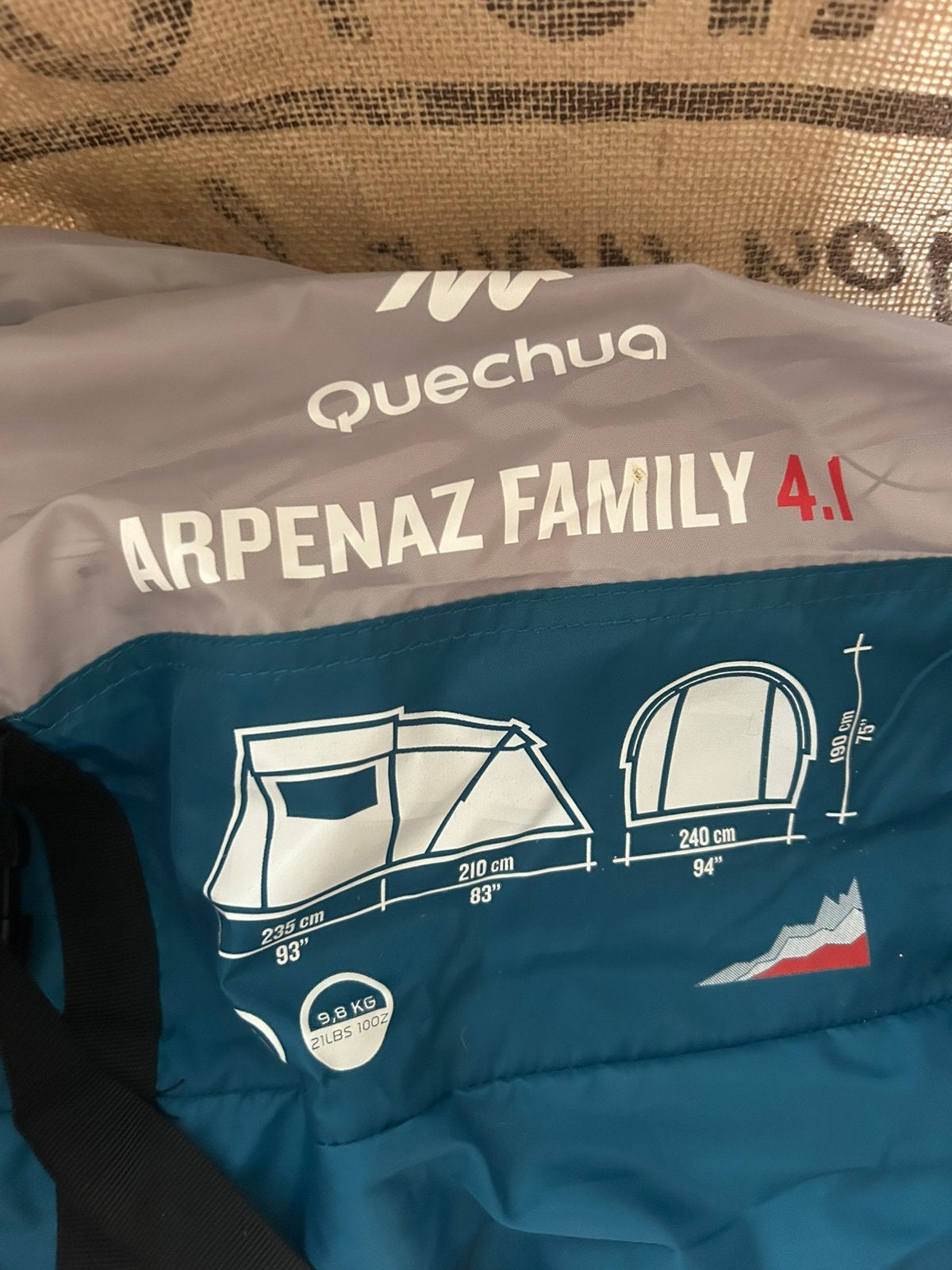 Tent met luchtmatras, Caravans en Kamperen, Ophalen, Zo goed als nieuw, Tot en met 2