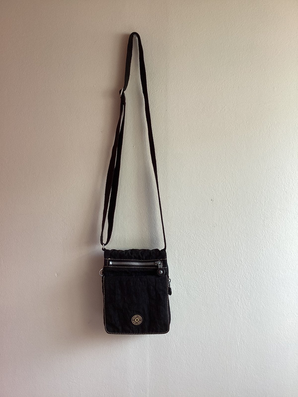 Schoudertas Kipling, Bijoux, Sacs & Beauté, Enlèvement ou Envoi, Comme neuf, Noir, Kipling
