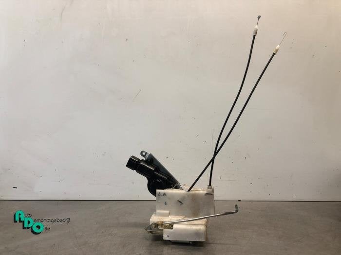 Serrure portière mécanique 4portes arrière gauche d'un Su, -, 3 mois de garantie, Utilisé, -