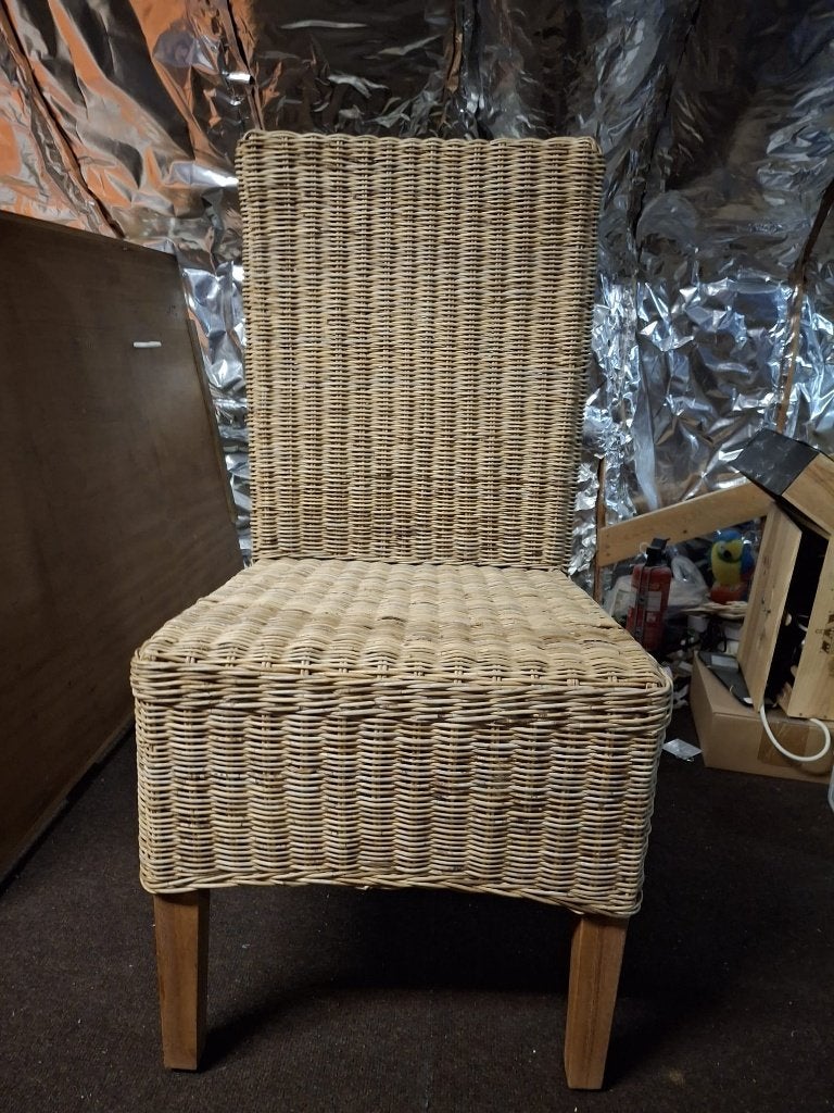 6 Landelijke stoelen, Ophalen
