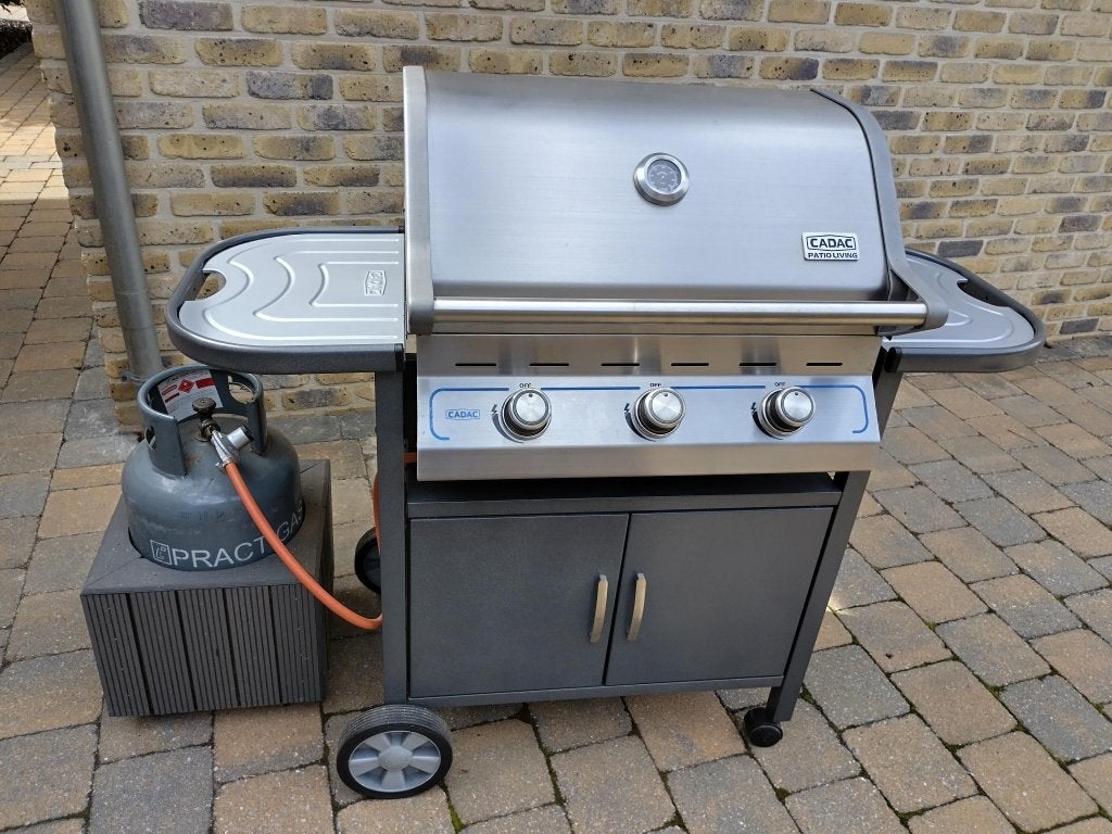 Cadac Gas BBQ met toebehoren + fles gas, Ophalen, Zo goed als nieuw, Zie foto