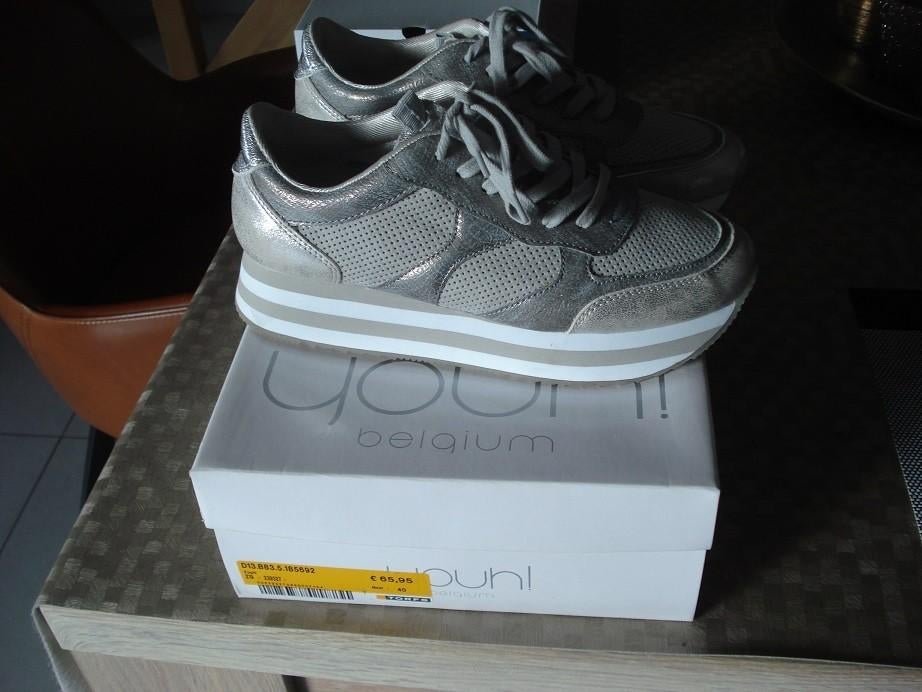 Youh Belgium grijze sneakers, dames/meisjes. mt 40, Kleding | Dames, Ophalen of Verzenden, Zo goed als nieuw, Sneakers, Grijs