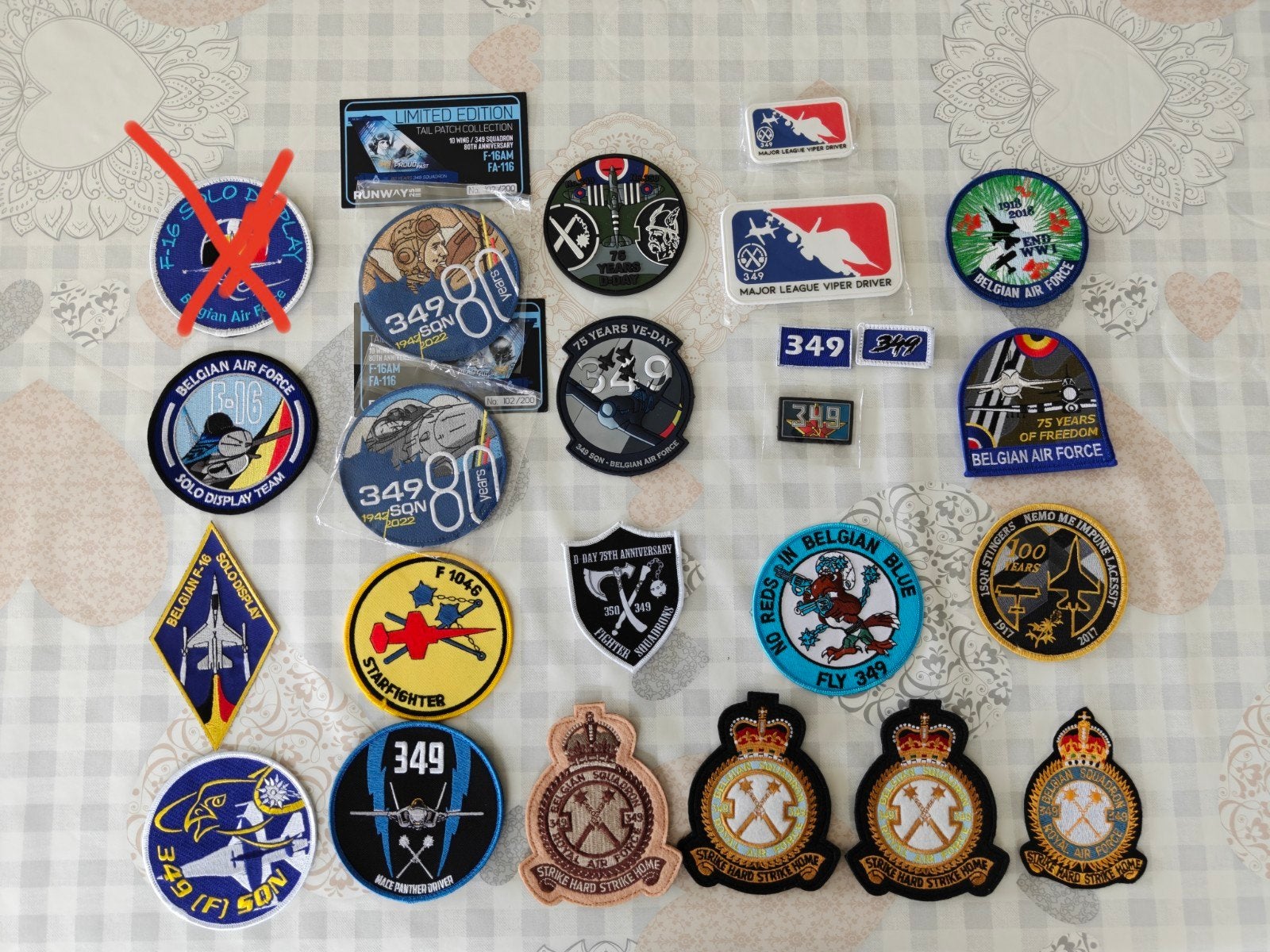 ABL 349 Sqn patches (+ 1Sqn en Air Force), Enlèvement ou Envoi