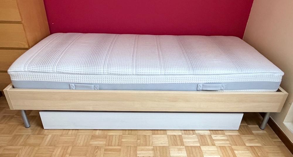 Lit 1 personne avec excellent matelas + tiroir de rangement, Maison & Meubles, Chambre à coucher | Lits, Comme neuf, Une personne