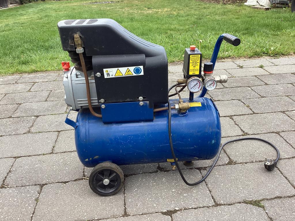 Compressor 25 l, Doe-het-zelf en Bouw, Compressors, Ophalen, Gebruikt
