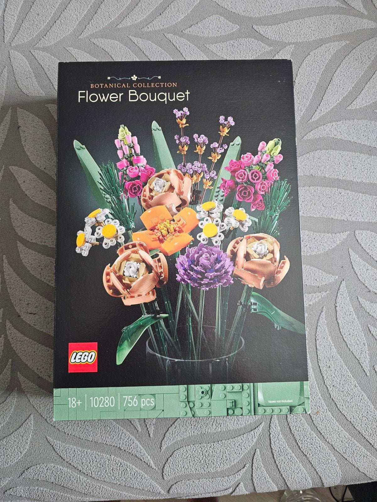 Flower bouquet 10280, Enlèvement