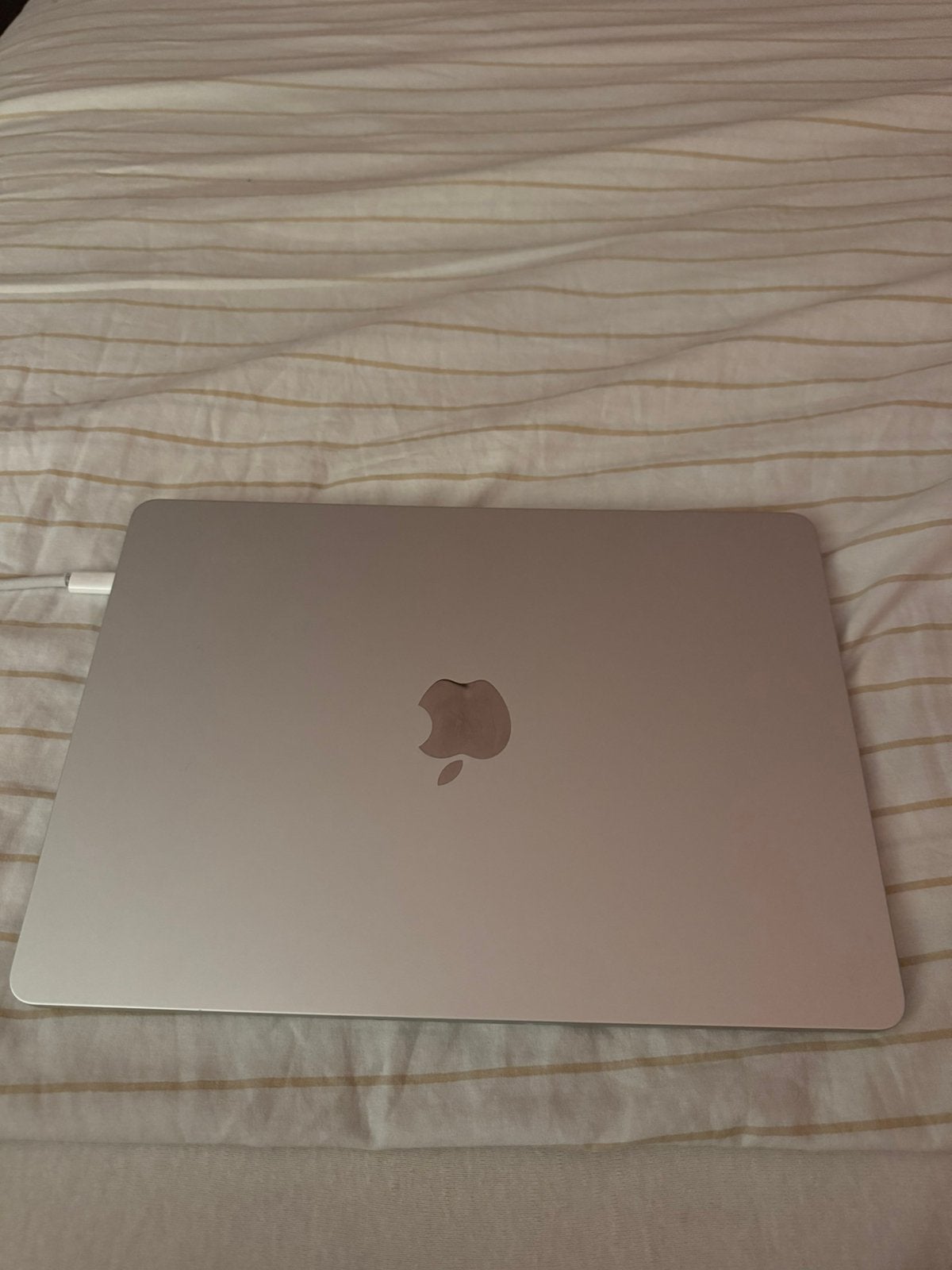 Macbook air 2022, Informatique & Logiciels, Apple Macbooks, Comme neuf, MacBook, 13 pouces, Azerty, Enlèvement