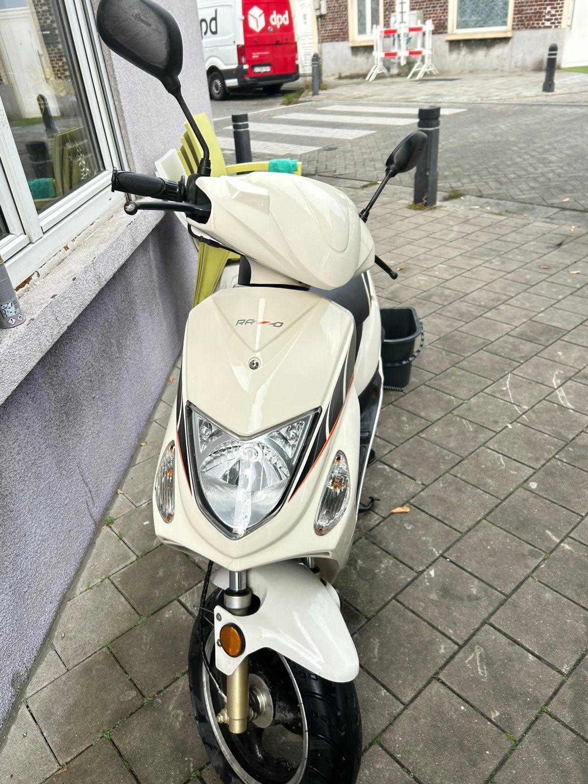 Scoter razo strike 50cc, Ophalen, Zo goed als nieuw