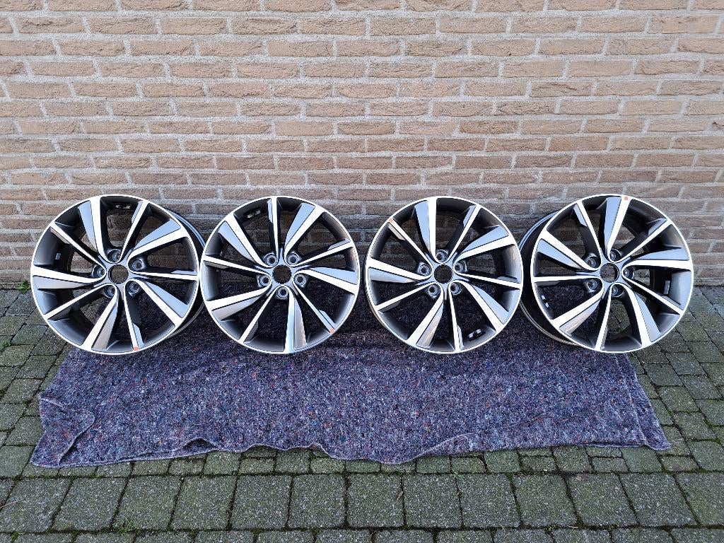 Bicolour 18 inch velgen 5x114,3 - 7.5Jx18 - met TMPS, Auto-onderdelen, Banden en Velgen, Ophalen, 18 inch, Overige, Velg(en)