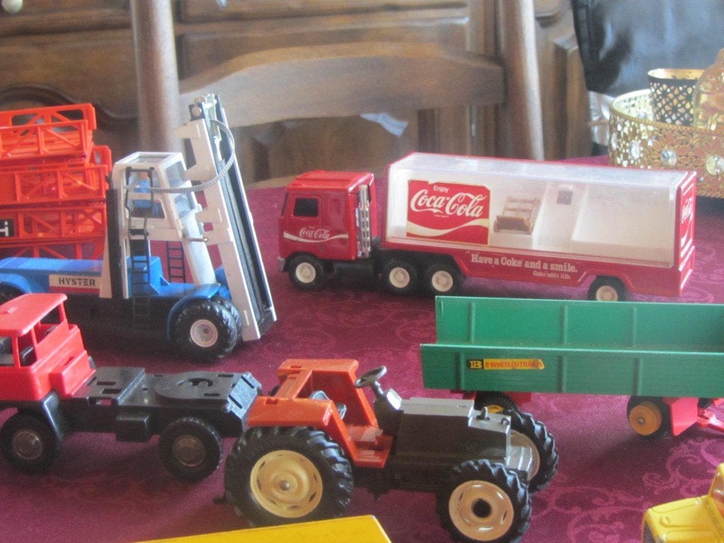23 stuks metalen auto'tjes (doos 1), Kinderen en Baby's, Ophalen of Verzenden, Gebruikt