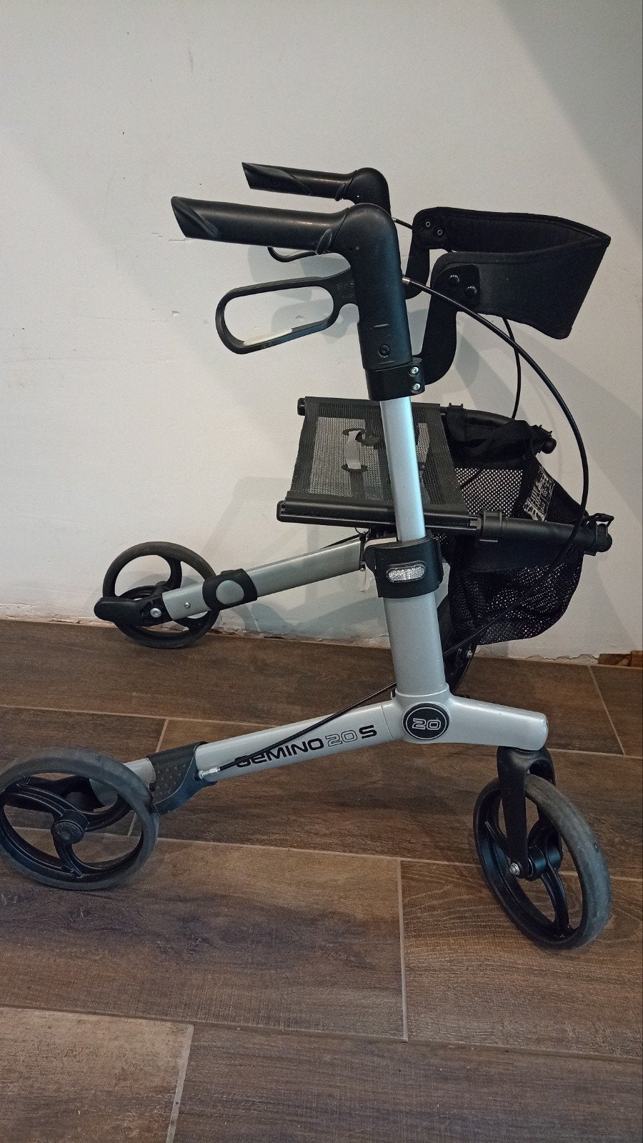 Rollator opvouwbaar Gemini 20S, Ophalen, Opvouwbaar, Zo goed als nieuw