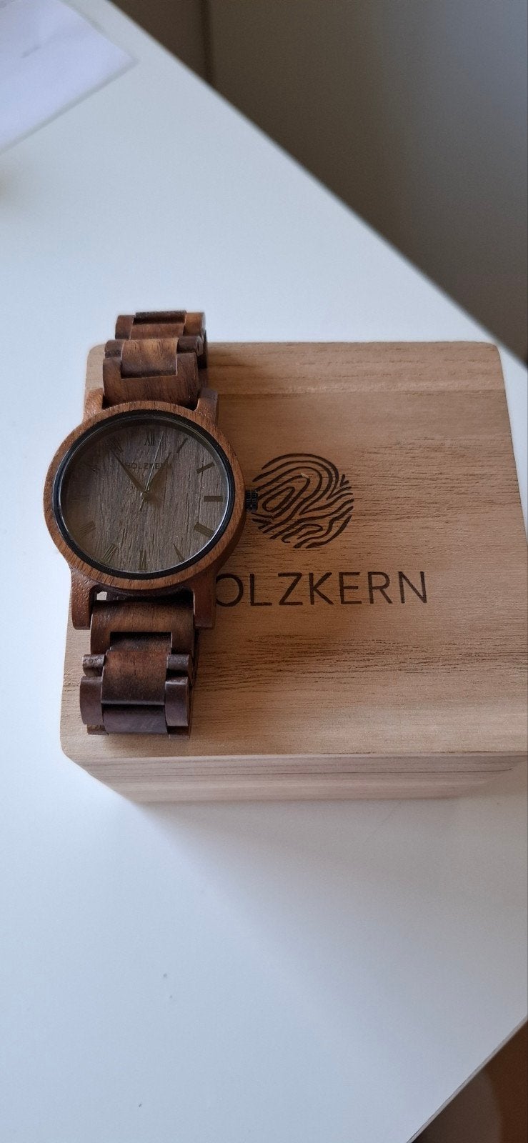 Holzkern Watch - Lente-avond, Handtassen en Accessoires, Horloges | Dames, Overige merken, Overige materialen, Polshorloge, Overige materialen
