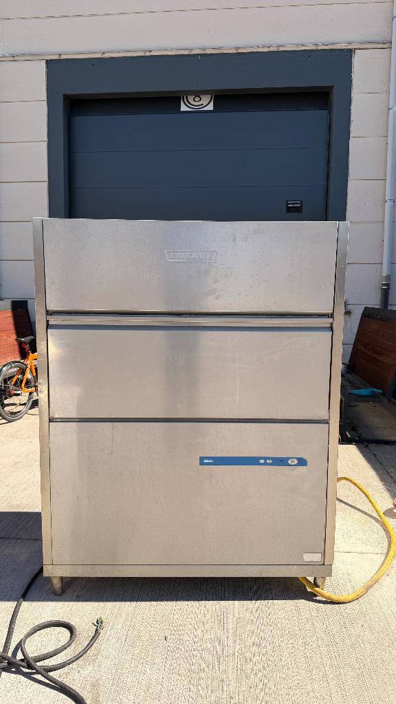 HOBART UXT-10, Electroménager, Lave-vaisselle, Reconditionné, Autoportant, 95 cm ou plus, 60 cm ou plus, 18 à 22 litres, Programme éco