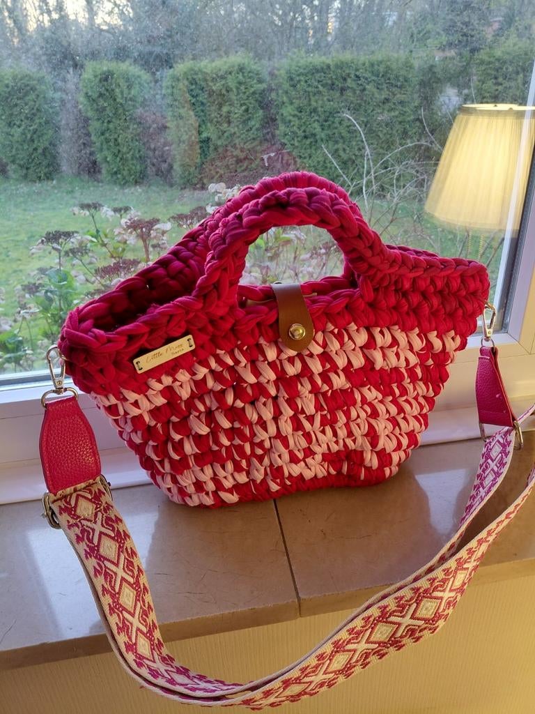 Handgemaakte crochet tassen, Handtassen en Accessoires, Tassen | Damestassen, Ophalen