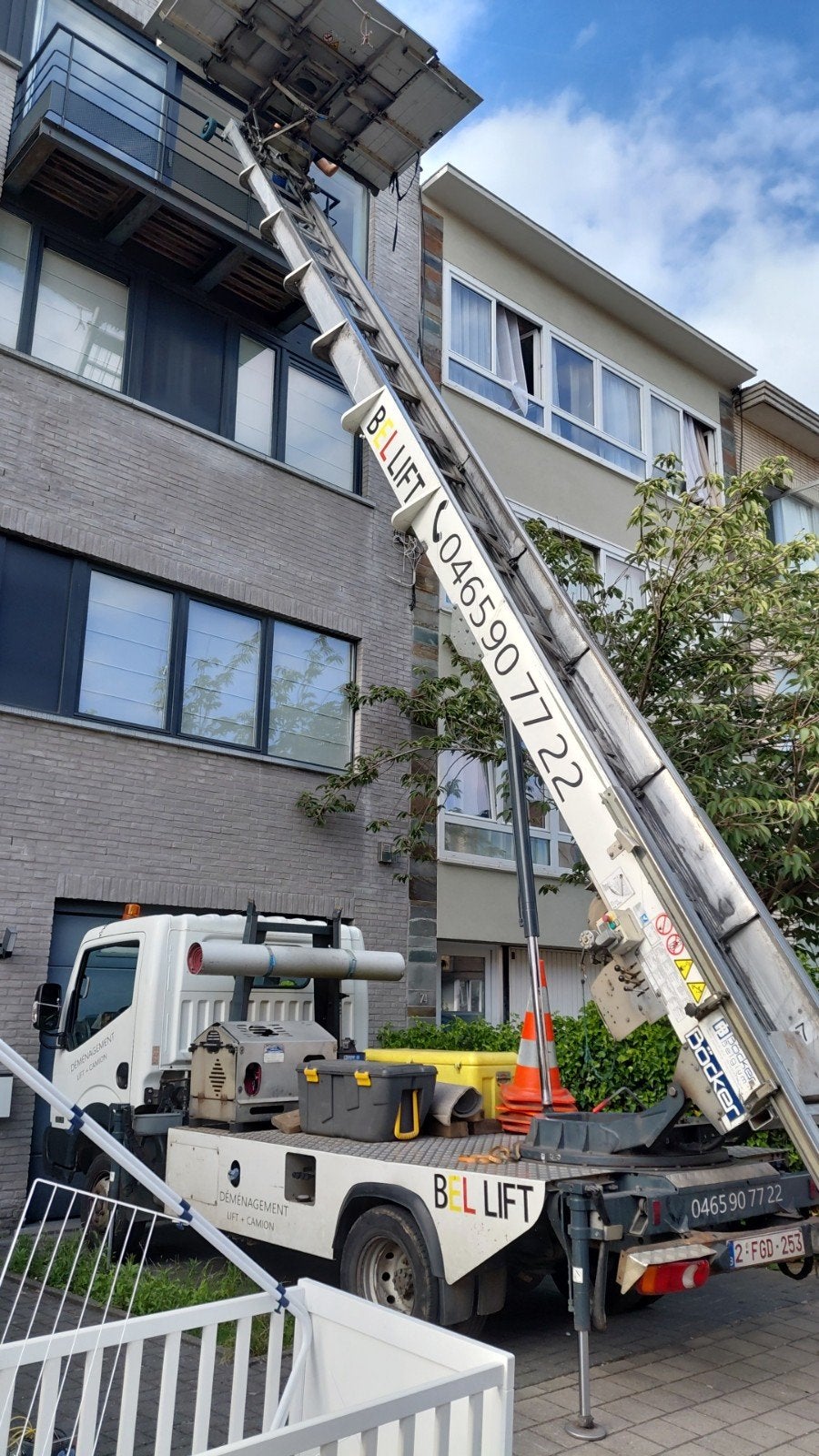 Service lift, Enlèvement ou Envoi