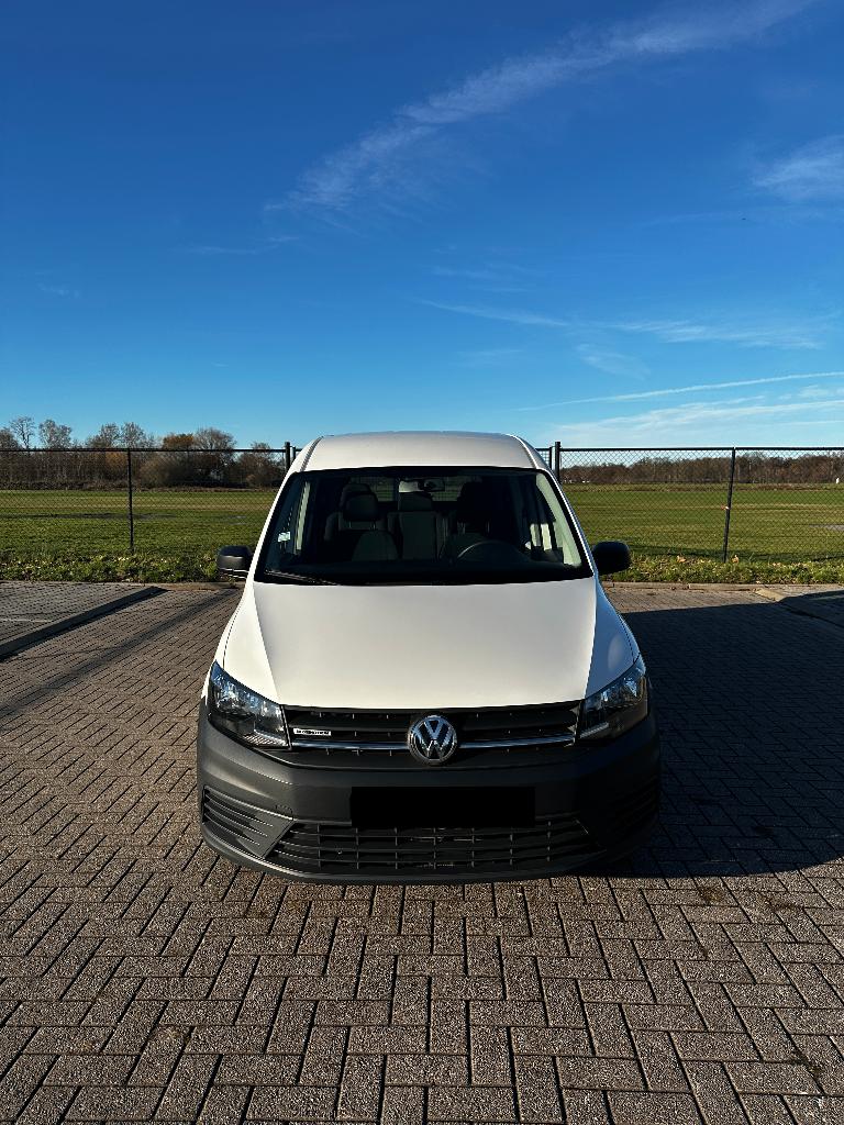 VOLKSWAGEN CADDY MAXI KOMBI 1.4 TGI CNG AVEC ATTELAGE, Euro 6, Boîte manuelle, 1200 kg, 5 places