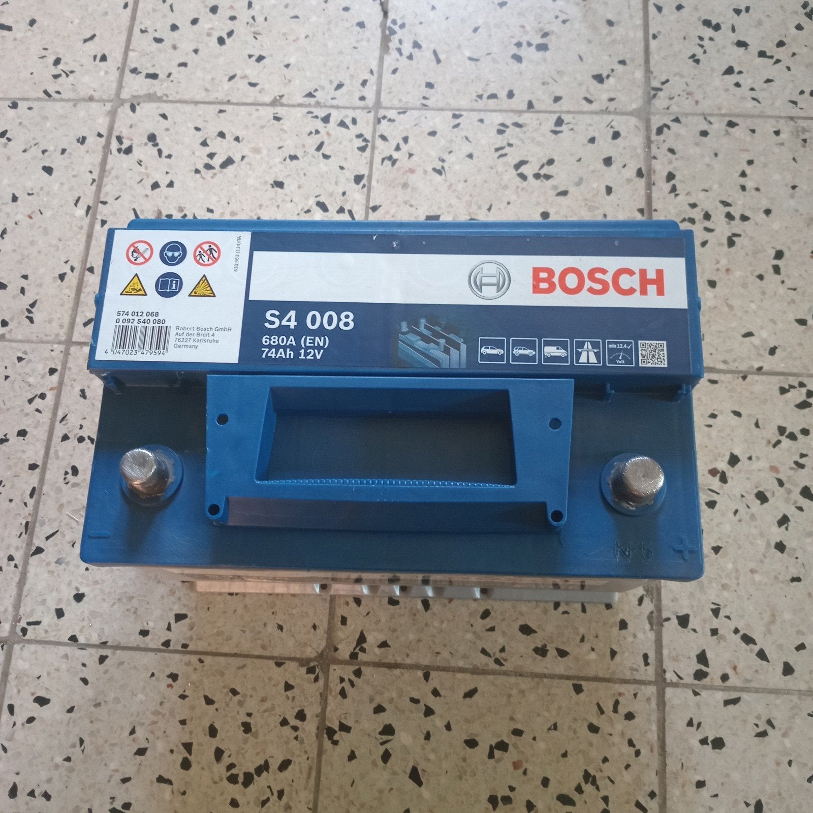 Batterie de voiture Bosch S4 008 12 V 74 Ah 680 A (EN)