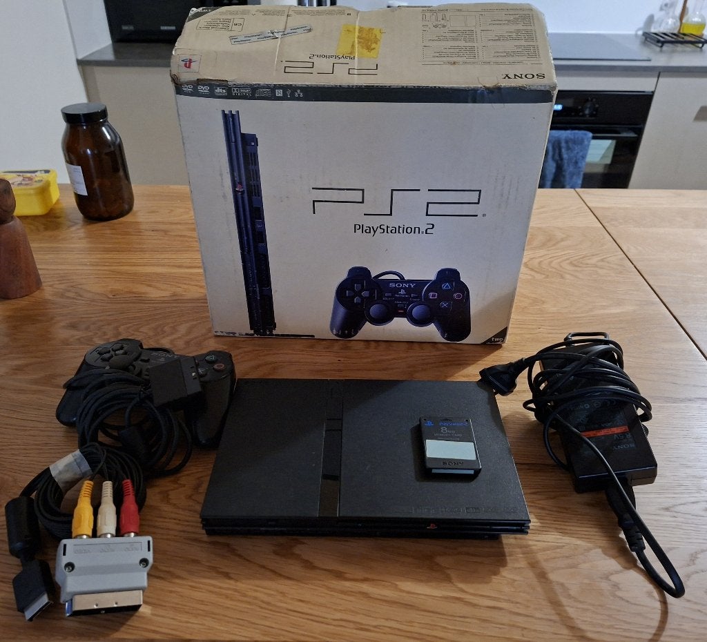 Console Sony Playstation 2 Noir Slim + 3 jeux + 1 manette, Games en Spelcomputers, Spelcomputers | Sony PlayStation 2, Zwart, Met games