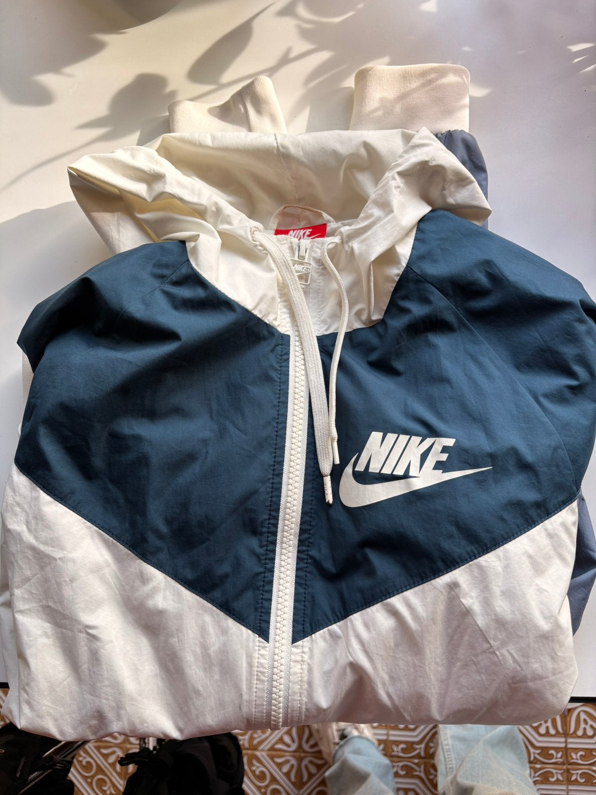 Nike the windrunner jasje xs, Kleding | Dames, Wit, Ophalen of Verzenden, Maat 34 (XS) of kleiner, Fitness of Aerobics