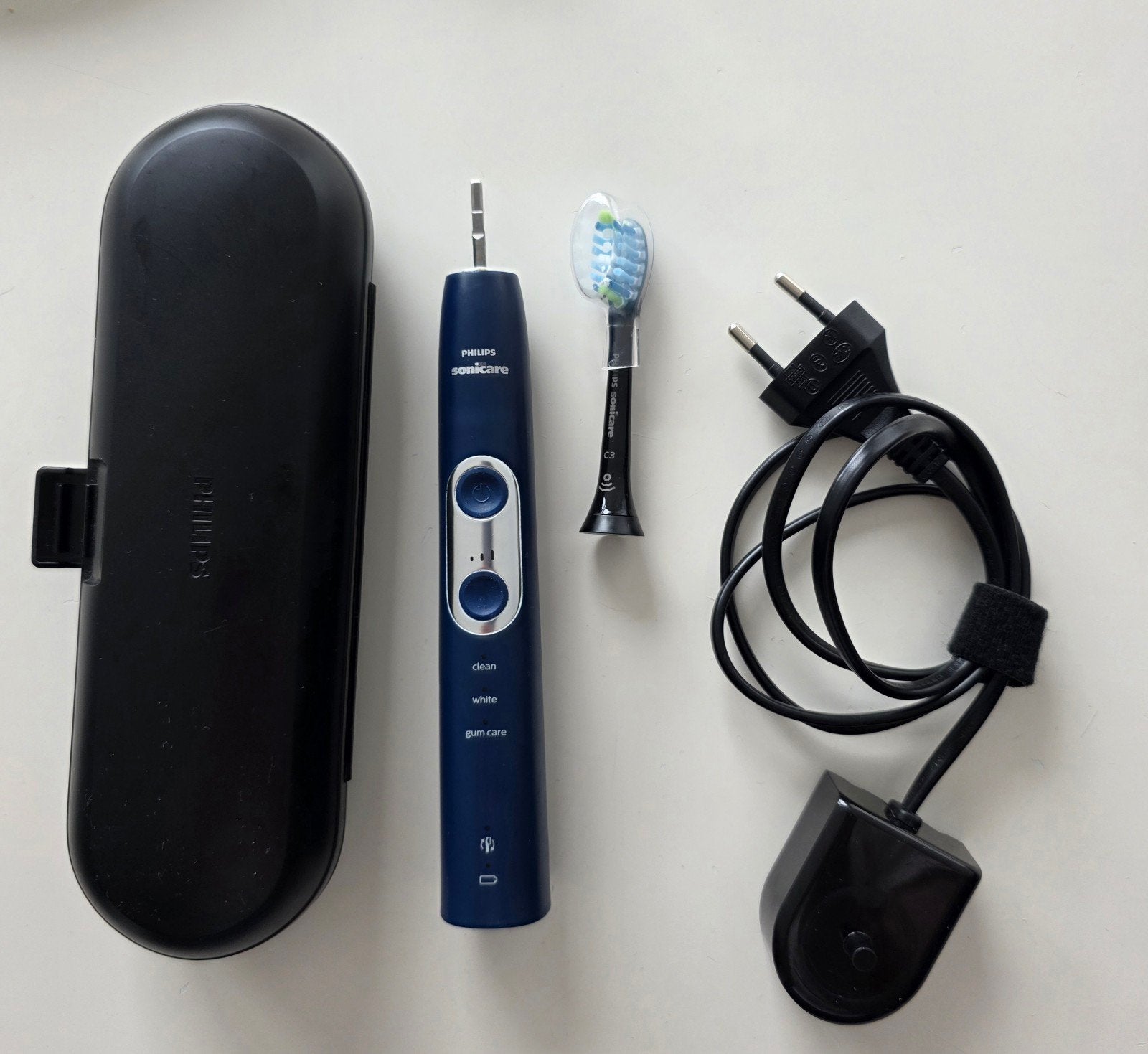Philips Sonicare HX685E avec étui voyage et tête neuve, Ophalen of Verzenden, Gebruikt, Tandenborstel