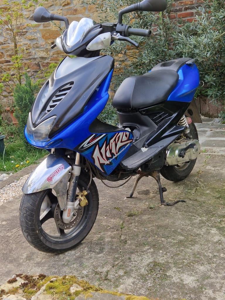 MBK Nitro (Yamaha Aerox) - 2004 (GECRASHT) (KLASSE A), Fietsen en Brommers, Scooters | Yamaha, Aerox, Klasse A (25 km/u)