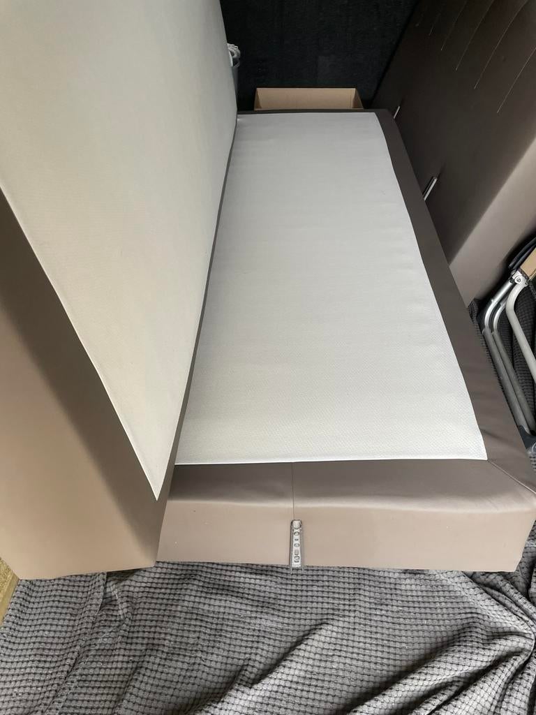Boxspring, Ophalen, Gebruikt, Tweepersoons, 200 cm