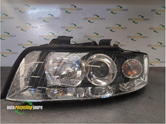 Phare gauche d'un Audi A4, -, -, 3 mois de garantie, Audi