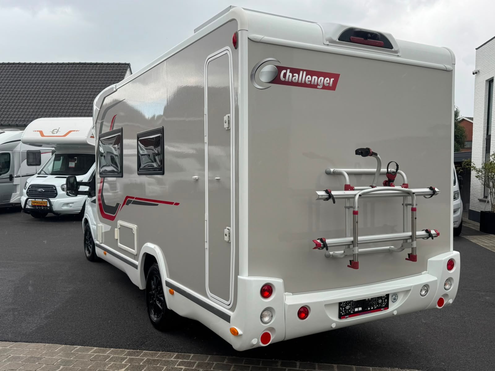 Ford Transit Challenger Graphite 260, Caravanes & Camping, Camping-cars, Jusqu'à 4, Diesel, 6 à 7 mètres, Semi-intégral