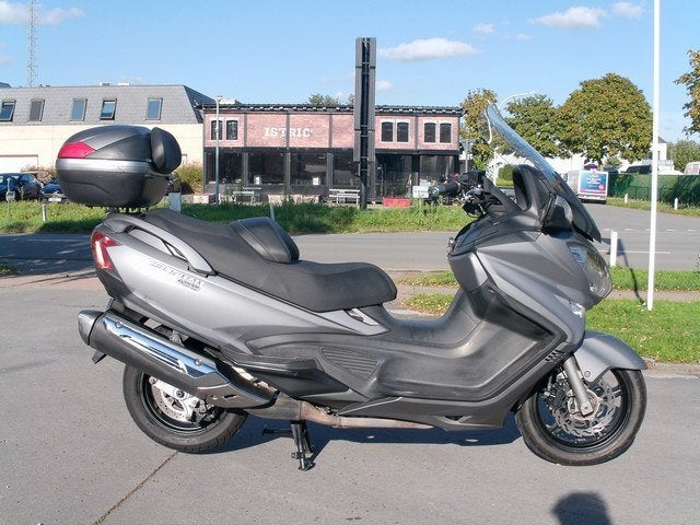 suzuki burgman 650, Motos, Scooter, Entreprise, Occasion, 2 cylindres